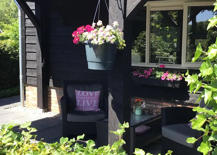 De Kleine Voskuil Bed & Breakfast Hulshorst